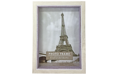 moldura caixa alta creme lilás cópia mais viana do castelo