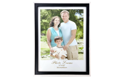 moldura preta aro branco cópia mais viana do castelo